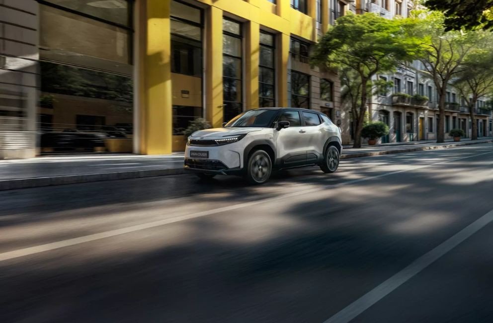 Maak kennis met de nieuwe Urban Cruiser: indrukwekkend SUV-design + volledig elektrisch vermogen = een opwindende rit.